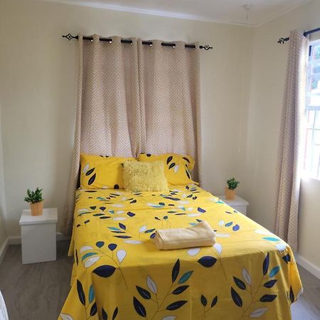 Kensington Oval- 2 Bed 1 Bath Vila Bridgetown Exterior foto
